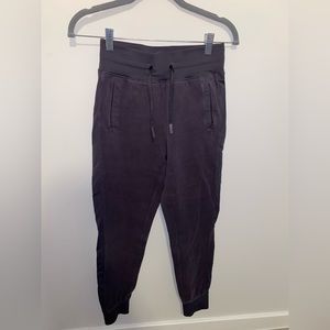 Lululemon joggers